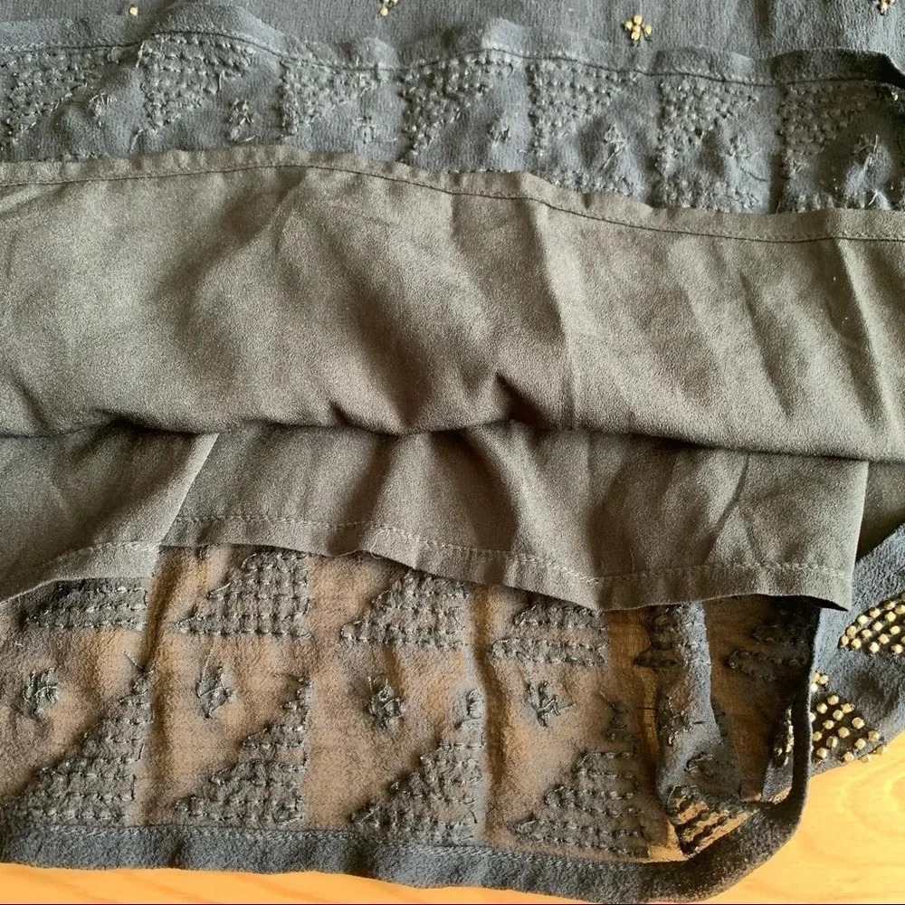 Joie 100% Silk Beaded High Neck Caviar Top NWT Size XS - Picture 8 of 12
